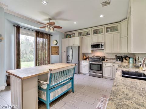 21641 Brixham Run Loop, Estero, FL 33928 photo 4