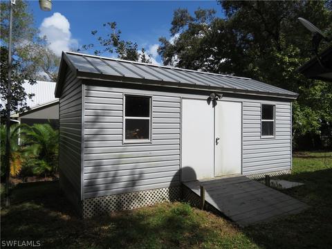 396 E Yeomans Ave, Labelle, FL 33935 photo 17