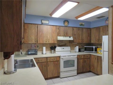 396 E Yeomans Ave, Labelle, FL 33935 photo 7