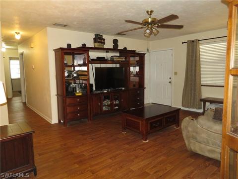 396 E Yeomans Ave, Labelle, FL 33935 photo 2