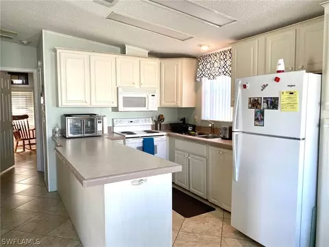 4581 Liberty Ln E, Estero, FL 33928 photo 9