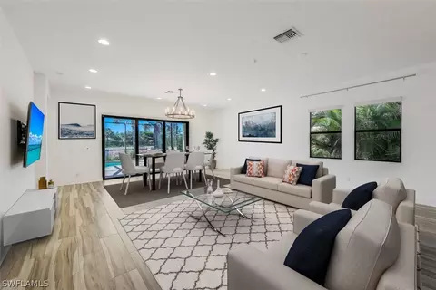 4098 Raffia Dr, Naples, FL 34119 photo 5