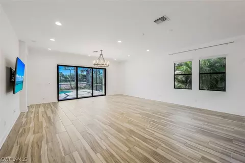 4098 Raffia Dr, Naples, FL 34119 photo 14
