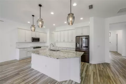 4098 Raffia Dr, Naples, FL 34119 photo 7