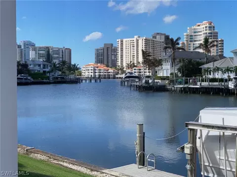 4459 Crayton Rd, Naples, FL 34103 photo 8