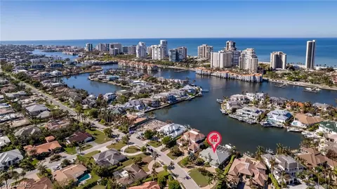 4459 Crayton Rd, Naples, FL 34103 photo 11