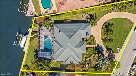4459 Crayton Rd, Naples, FL 34103 photo 9