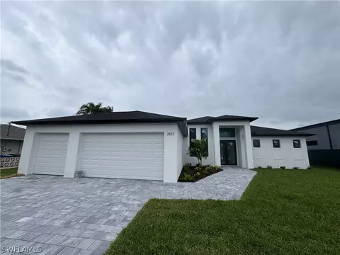 2823 SE 5th Ct, Cape Coral, FL 33904