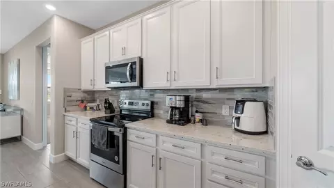 19536 Utopia Ln, Estero, FL 33928 photo 5
