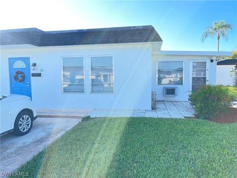 18 Temple Ct, Lehigh Acres, FL 33936