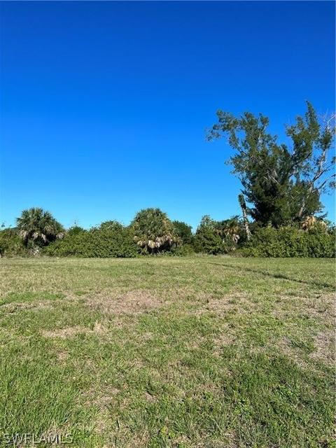 1908 NE 21st Pl, Cape Coral, FL 33909