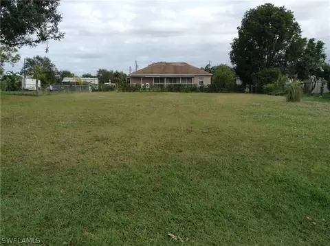 702 Homer Ave N, Lehigh Acres, FL 33971