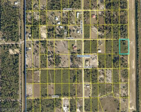 7501 2nd Pl, Labelle, FL 33935