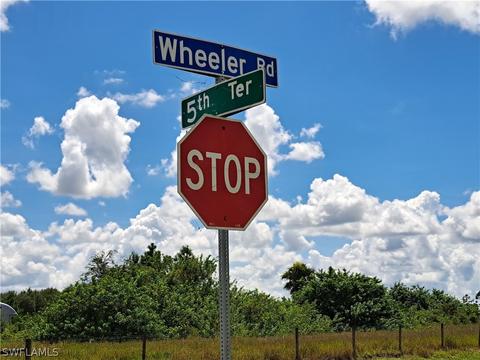 5 Th Ter, Labelle, FL 33935