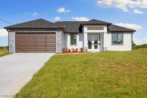 7050 Berwick Cir, Labelle, FL 33935 photo 6
