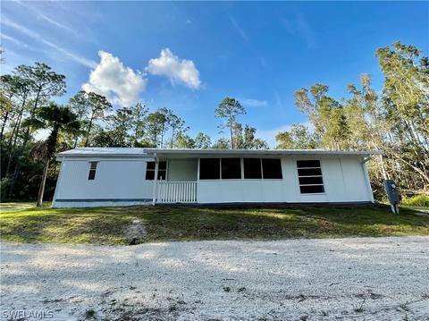 7930 Chickadee Ln, Naples, FL 34120 photo 1