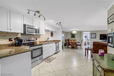 180 Cape Sable Dr, Naples, FL 34104 photo 6