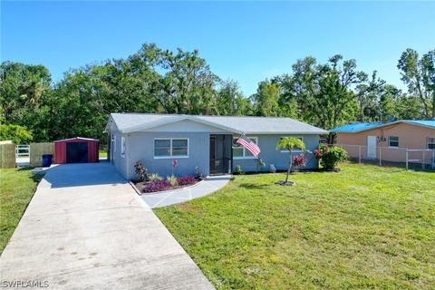641 Camellia Dr, North Fort Myers, FL 33903