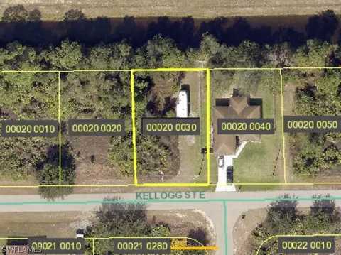 1023 Kellogg St E, Lehigh Acres, FL 33974