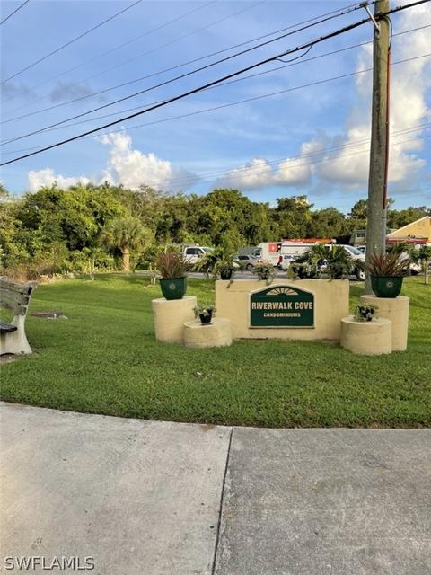 4792 Harbour Cay Blvd, Fort Myers, FL 33919