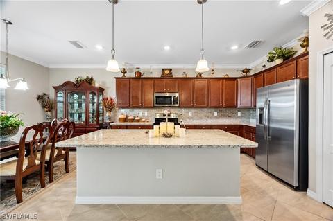 4021 E Hampton Cir, Alva, FL 33920 photo 15