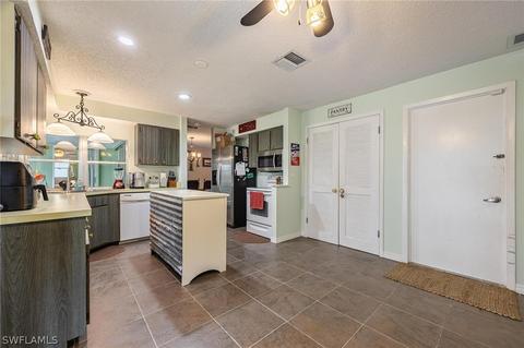 4507 Springview Cir, Labelle, FL 33935 photo 15