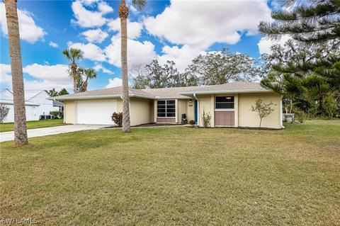 4507 Springview Cir, Labelle, FL 33935 photo 2