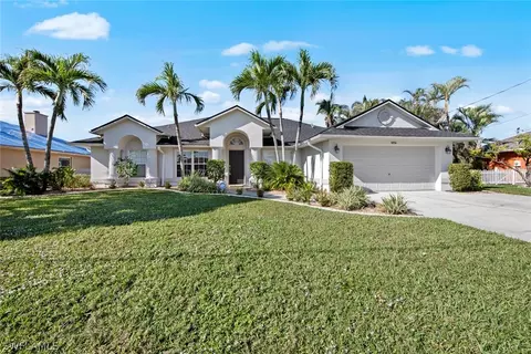 1056 SE 20th Pl, Cape Coral, FL 33990