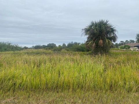 851 Anchor St E, Lehigh Acres, FL 33974