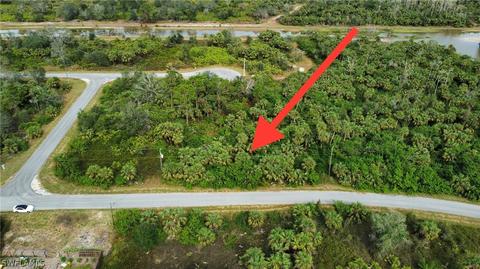1970 Latham Dr, Lehigh Acres, FL 33972