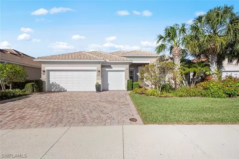 28260 Kipper Ln, Bonita Springs, FL 34135