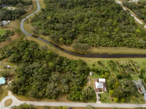 1150 Castleton Ter, Labelle, FL 33935 photo 5