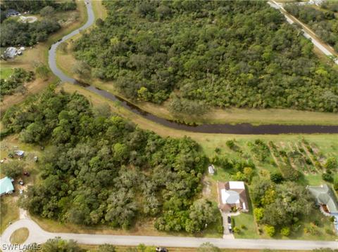 1150 Castleton Ter, Labelle, FL 33935 photo 4