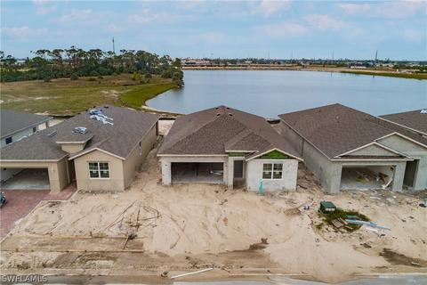 616 Parkshore Lake Ave, Cape Coral, FL 33993