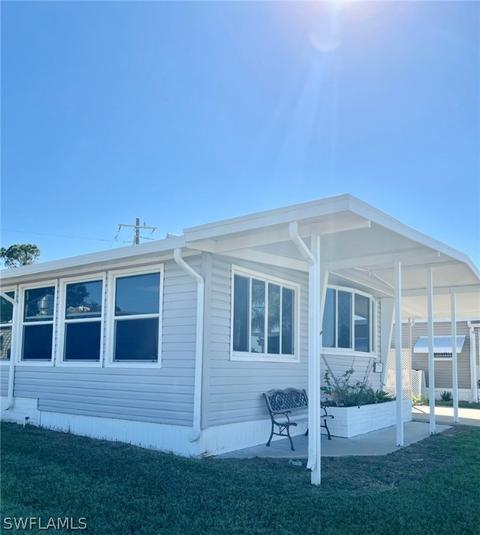 170 Santa Fe Trl, North Fort Myers, FL 33917