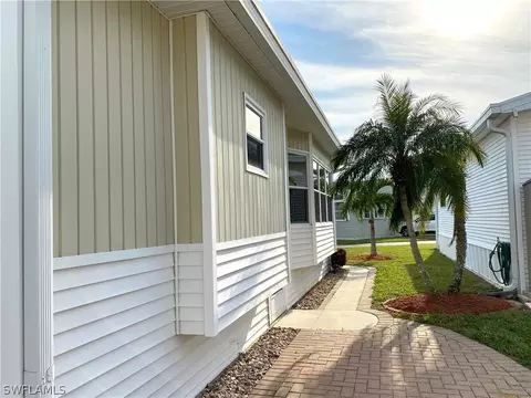 4730 Slash Pine Way W, Estero, FL 33928 photo 4