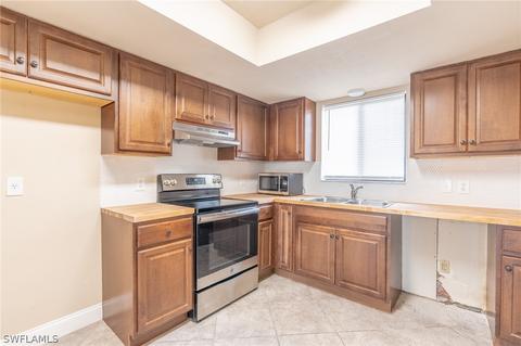 175 Cypress Way E #B-106, Naples, FL 34110 photo 34