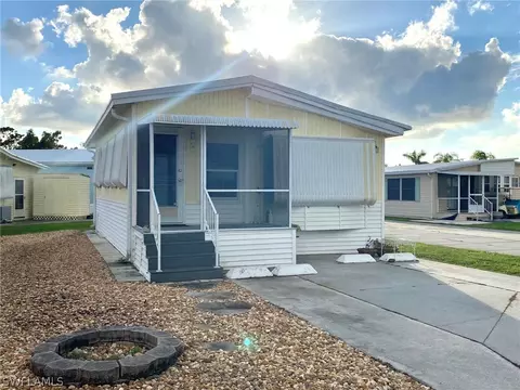 8636 Covewood Dr, Estero, FL 33928 photo 2