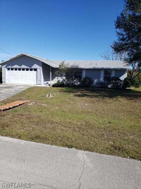 1401 Yvonne Ave S, Lehigh Acres, FL 33976
