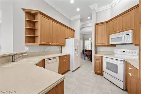 20249 Foxworth Cir, Estero, FL 33928 photo 13