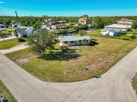 4935 Mederia Ln, Estero, FL 33928