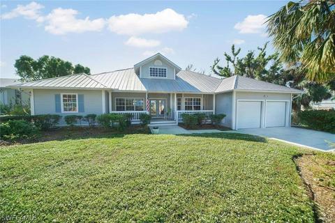 7659 Grande Pine Rd, Bokeelia, FL 33922