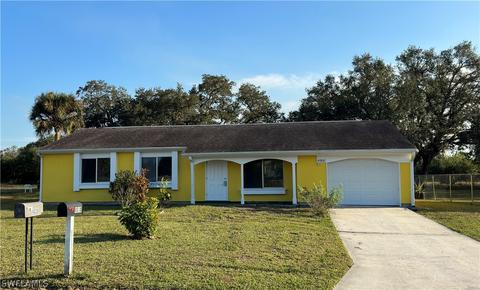 4028 Rainbow Cir, Labelle, FL 33935 photo 1