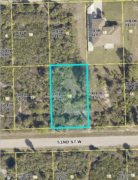 3204 52nd St W, Lehigh Acres, FL 33971
