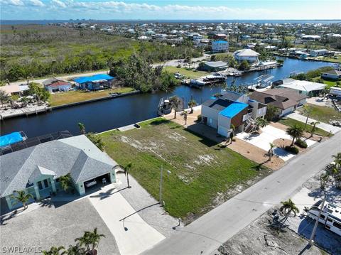 2920 Bracci Dr, Saint James City, FL 33956 photo 12