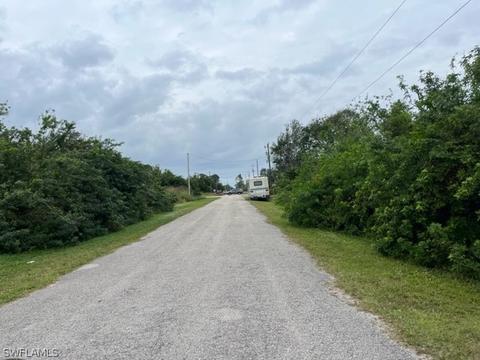 3006 39th St SW, Lehigh Acres, FL 33976