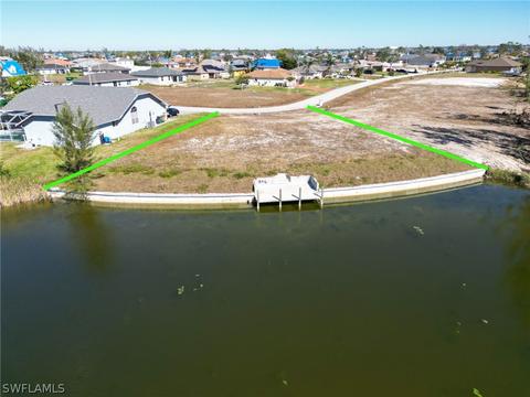1924 NW 14th St, Cape Coral, FL 33993