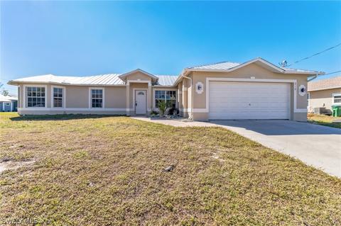 218 SW 10th Pl, Cape Coral, FL 33991