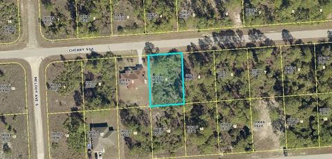 1240 Cherry St E, Lehigh Acres, FL 33974