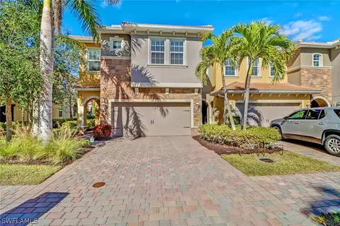 10816 Alvara Point Dr, Bonita Springs, FL 34135